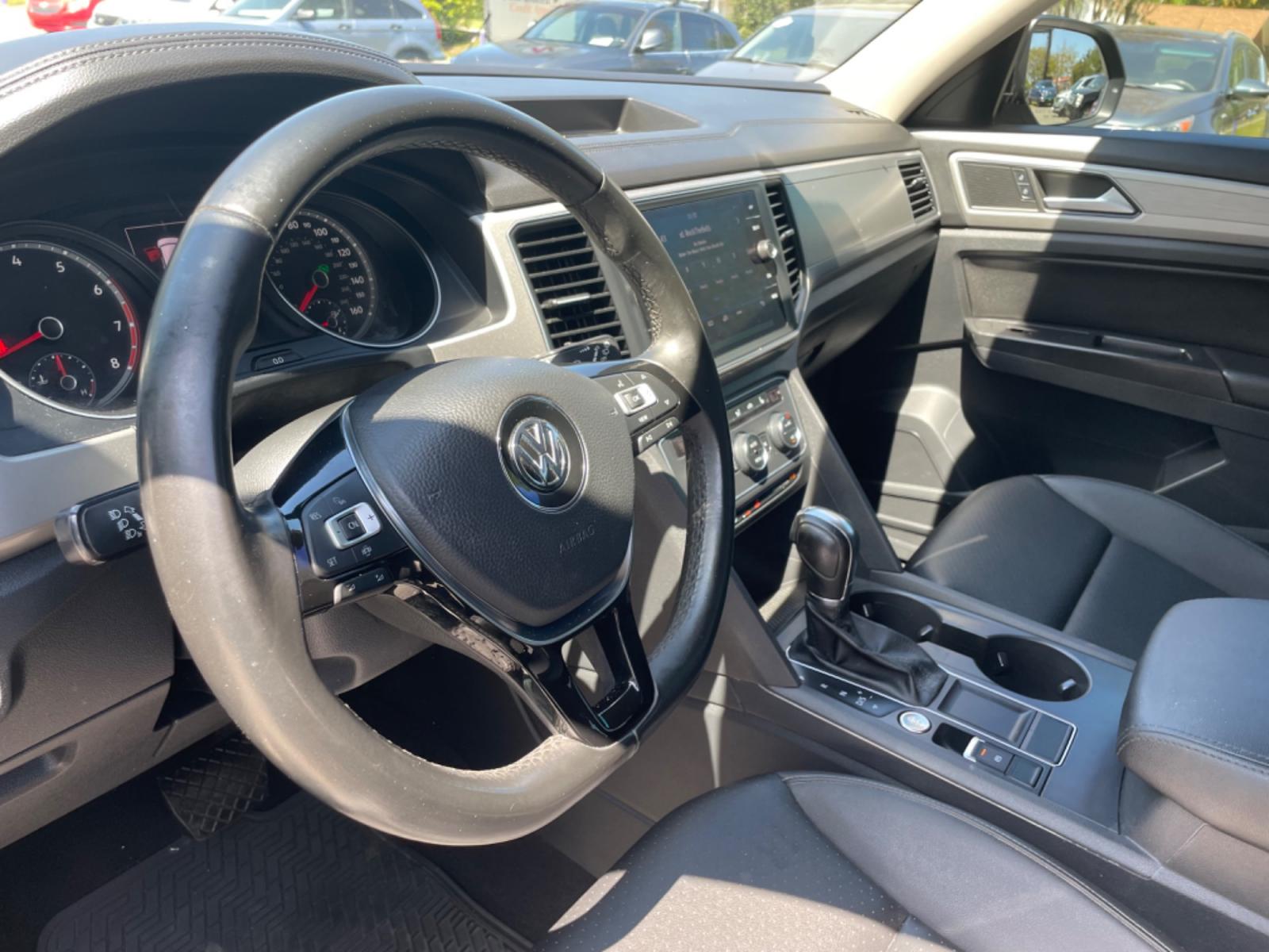 2019 BLACK VOLKSWAGEN ATLAS V6 SE (1V2DR2CA0KC) with an 3.6L engine, Automatic transmission, located at 5103 Dorchester Rd., Charleston, SC, 29418-5607, (843) 767-1122, 36.245171, -115.228050 - Local Trade-in with Leather, Third Row, Backup Camera, AUX/Bluetooth/USB, Dual Climate Control, Power Everything (windows, locks, seats, mirrors), Heated Seats, Rear In-door Sunshades, Push Button Start, Keyless Entry, Alloy Wheels. 121k miles Located at New Life Auto Sales! 2023 WINNER for Post & - Photo #20